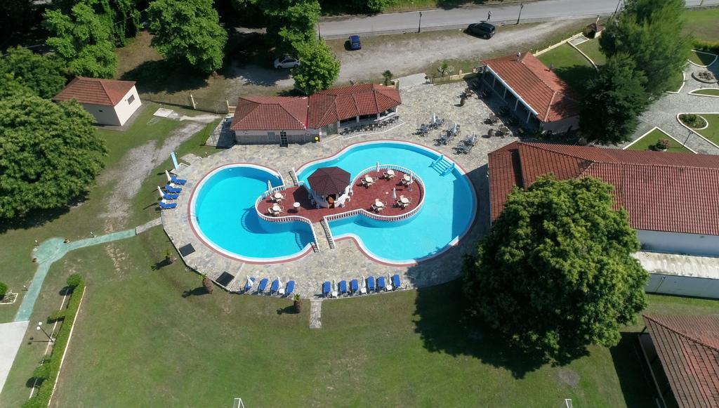 Sintrivanis Resort Beach Paralía Skotínis Exterior foto